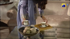 Mushkil - Episode 37 - 25th Aug 2022